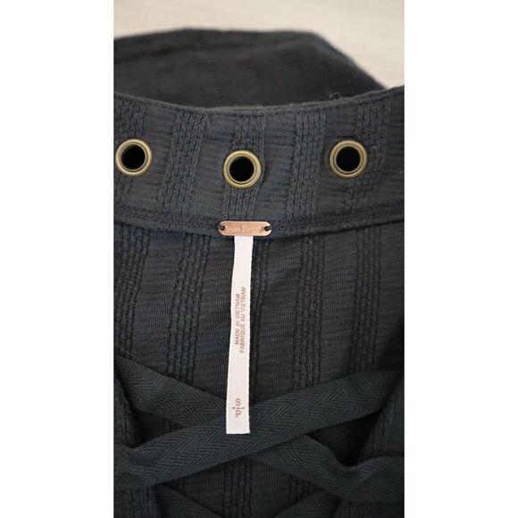 Free People OB1090510 Women's Sz S Washed Black Ice Cold Lace-Up Ribbed Top $78 - Picture 6 of 13